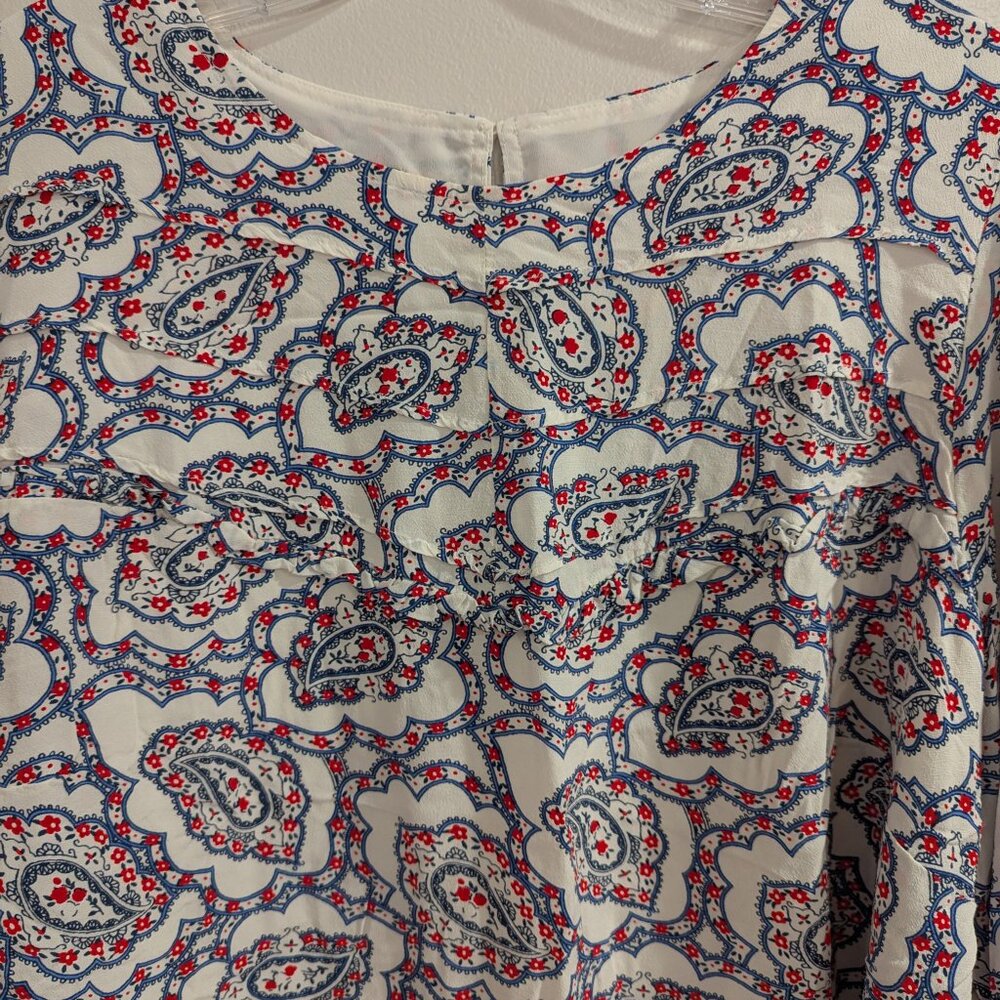 TALBOTS Pintuck Yoke Blouse 1X Paisley White Red Navy Blue Long Sleeve - Picture 7 of 13